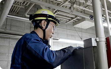 出勤、打合せの様子