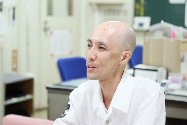 インタビューの様子